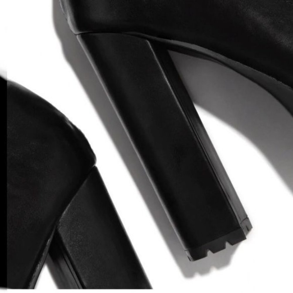 !! NEW !! Platform Block Heel Lug Sole Boots - Picture 2 of 4